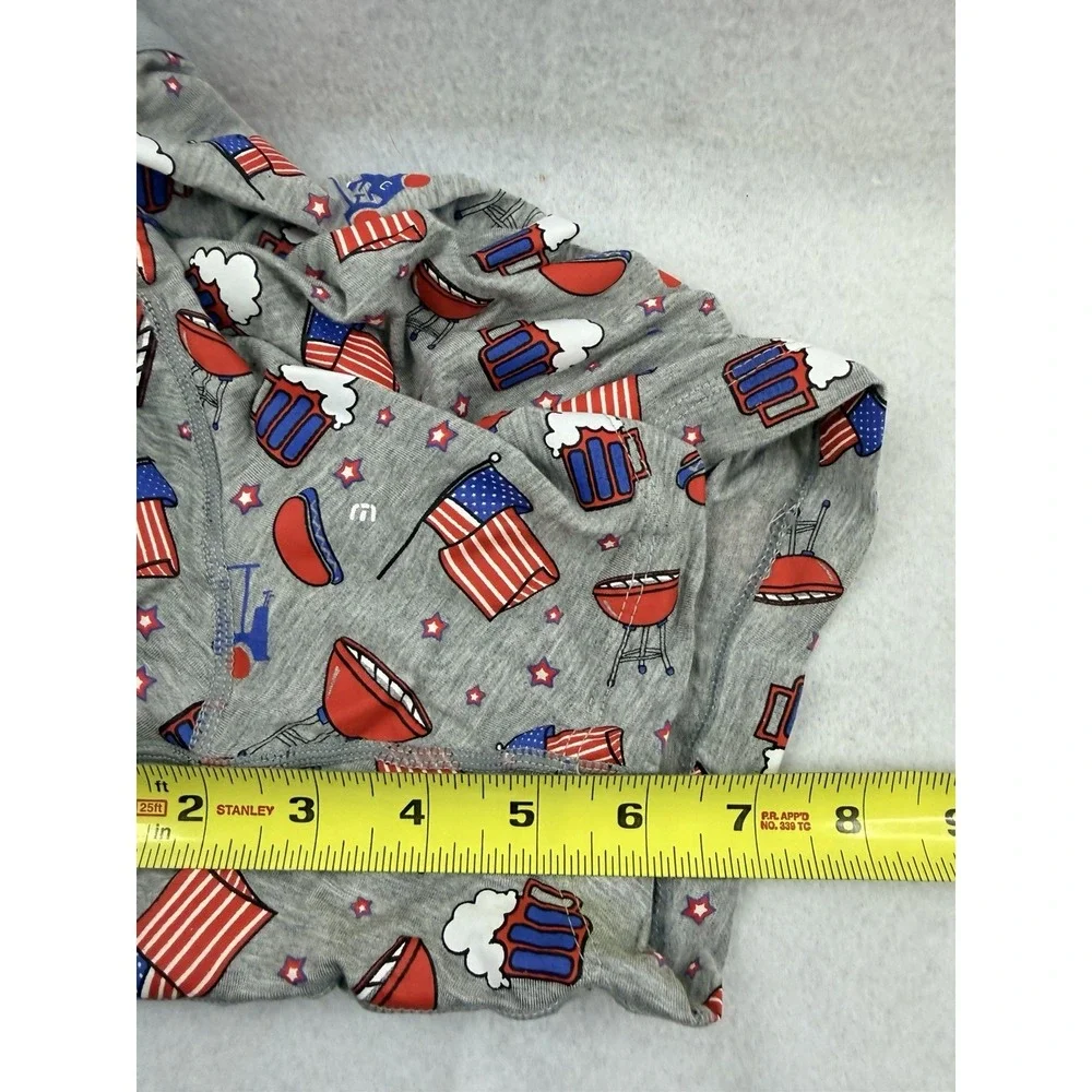 Travis Mathew Men's XL BBQ‎ Hot Dog Grill Golf USA 6